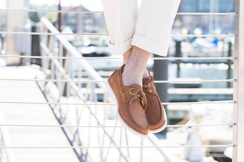 mens boat shoes without laces