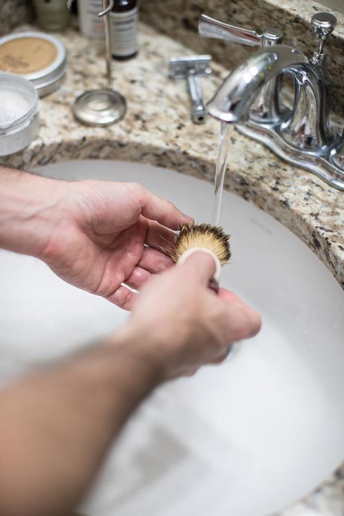 Shave Like a Man How To Use a Shaving Brush He Spoke Style