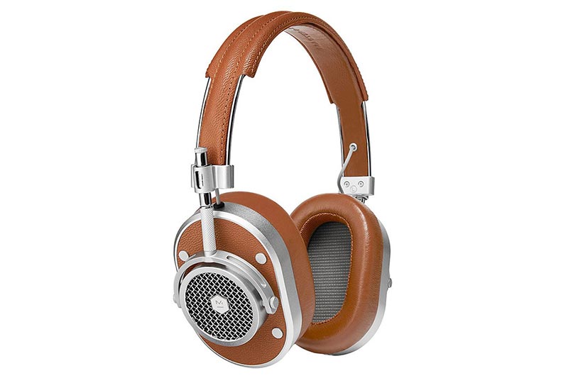 What Are The Most Stylish Headphones For Guys? - He Spoke Style