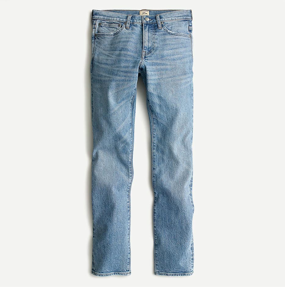 light-wash-denim-jeans-menswear-mens-style-wardrobe-essentials - He ...