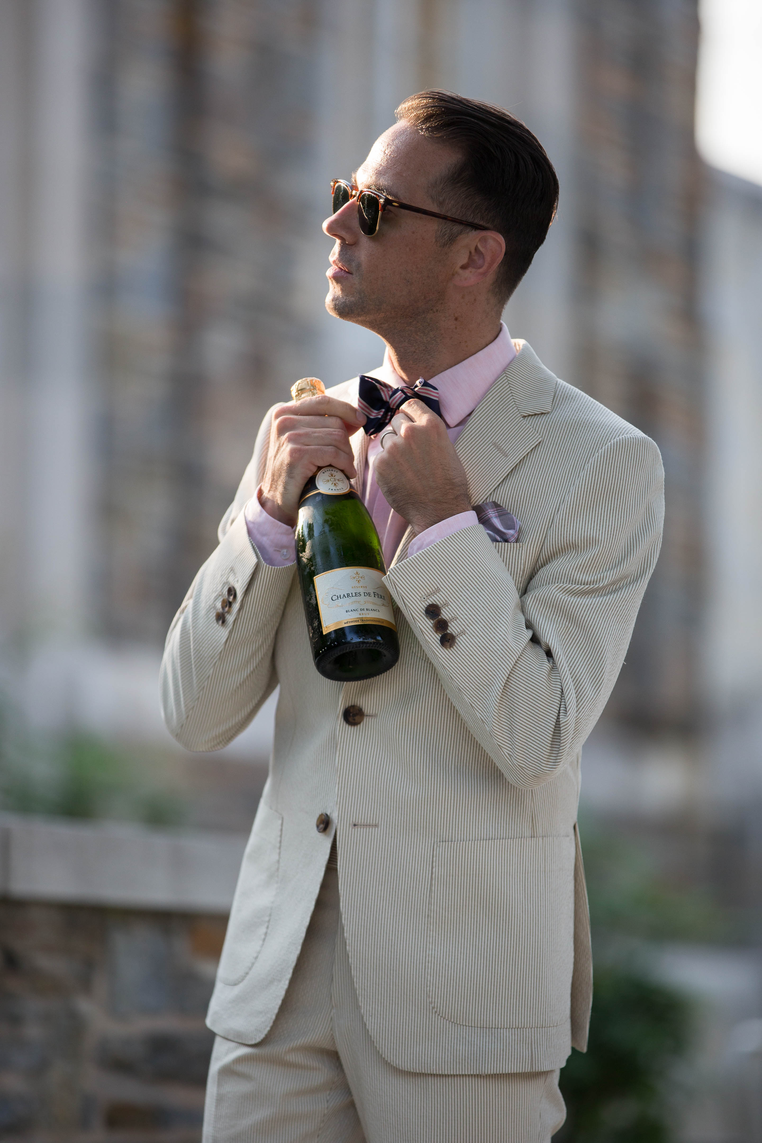 cream-seersucker-suit-with-pink-shirt-and-bow-tie-outfit-idea | He 