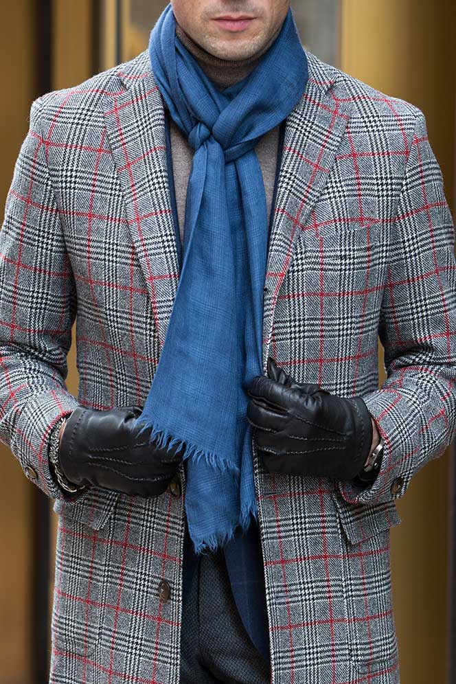 blue-cashmere-scarf-tying-idea-for-winter-men-2016