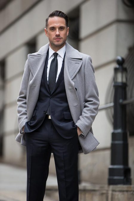 Dark Navy Suit: Classic Business Outfit Idea - He Spoke Style