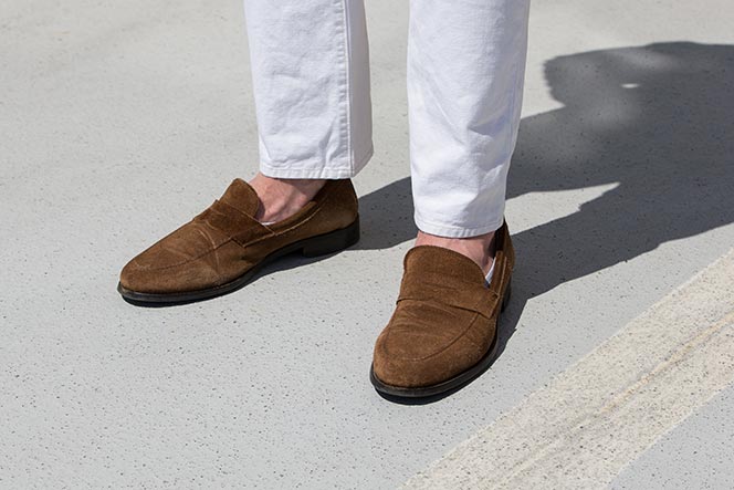 white-jeans-brown-suede-loafers-mens-outfit-ideas-spring-2016