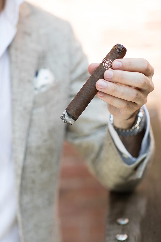 How To Smoke a Cigar Properly: Cigar 101 - He Spoke Style