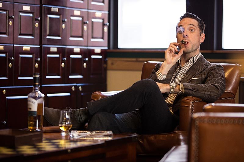 How To Avoid Being That Guy At The Cigar Lounge He Spoke Style