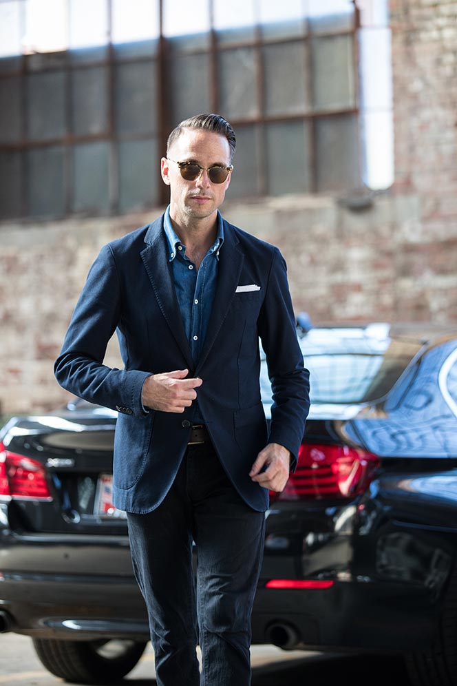 navy-blazer-denim-shirt-black-jeans-tie-optional-business-casual-attire-for-friday-4 | He Style
