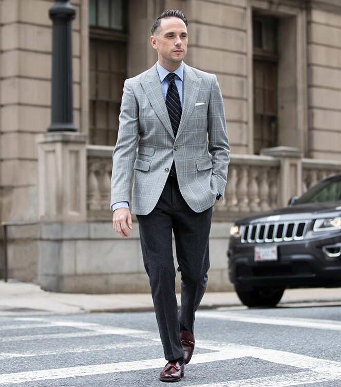 how to dress first day new job