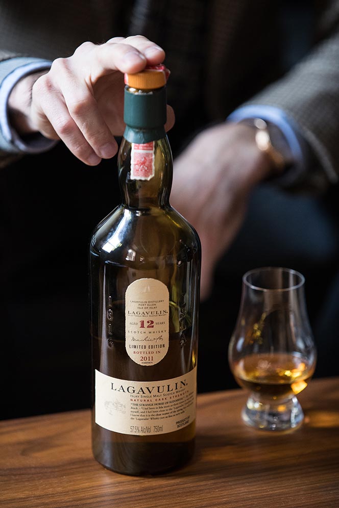 lagavulin 12 vs 16 scotch whisky