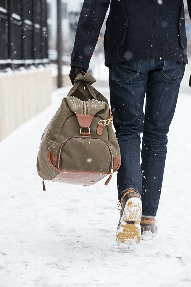 mens-outfit-for-when-it-snows-navy-peacoat-jeans-ll-bean-boots-bennett-winch-weekend-bag-7