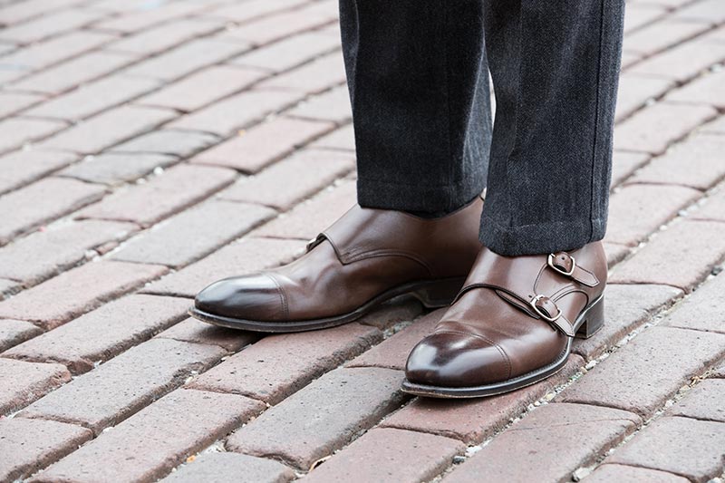 brown-leather-double-monk-strap-shoes-grey-pants-dapper-outfit-idea
