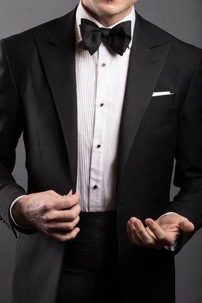 Why and How To Wear A Cummerbund With A Tuxedo - He Spoke Style