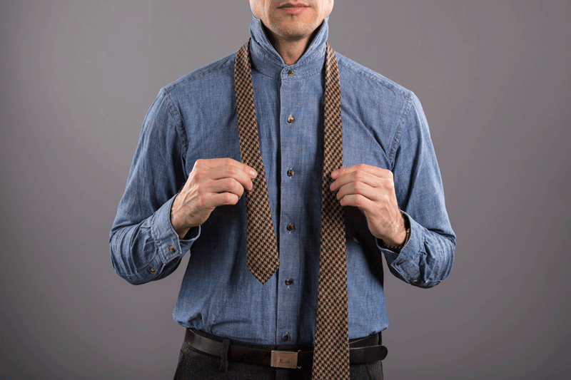 double four-in-hand knot tie a tie