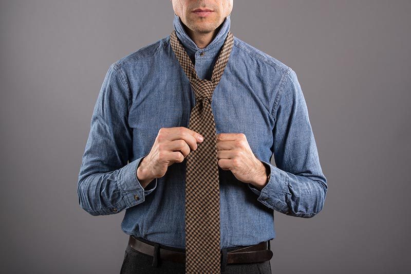 How To Tie A Double Four-In-Hand Knot - He Spoke Style