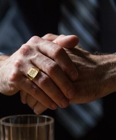 signet ring definition meaning