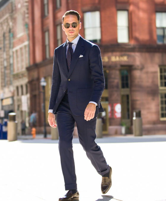 What Pants to Wear With an Olive Blazer - He Spoke Style