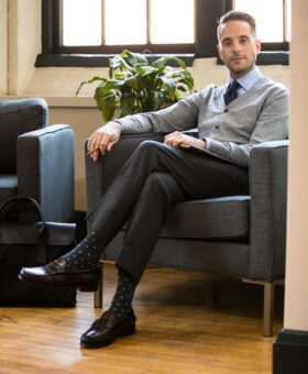 what to wear with grey cardigan