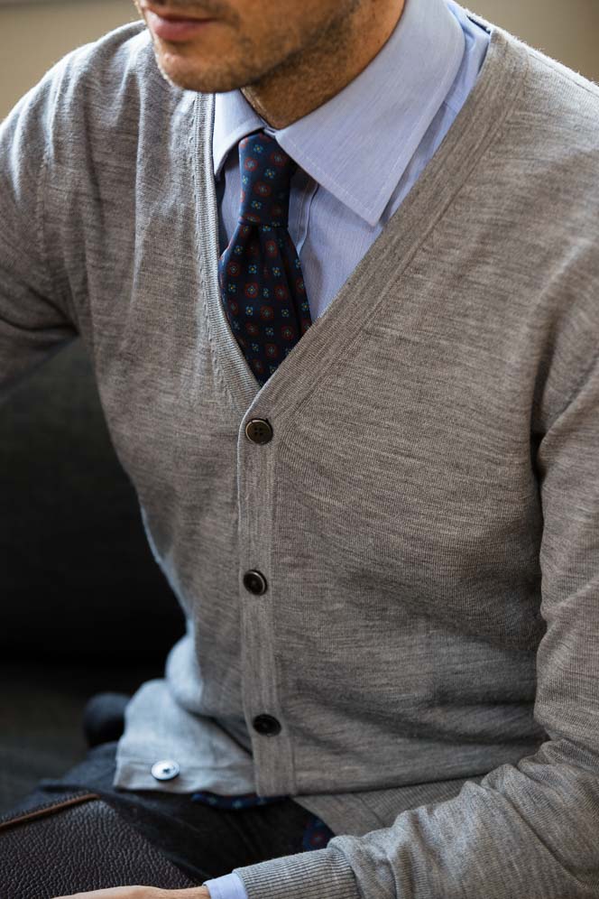 what to wear with grey cardigan
