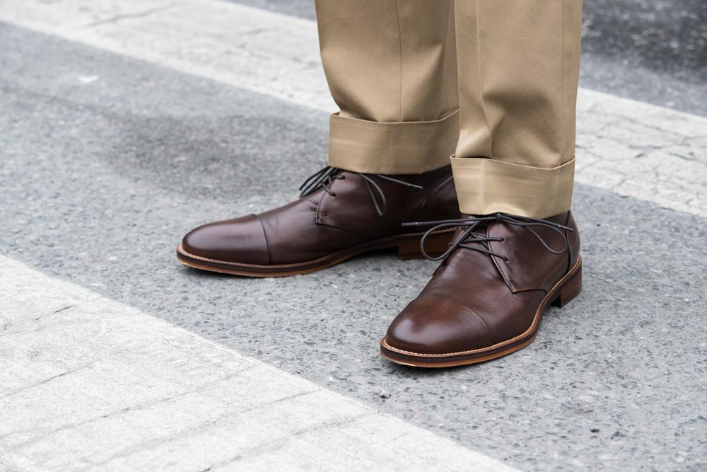 pants to wear with chukka boots