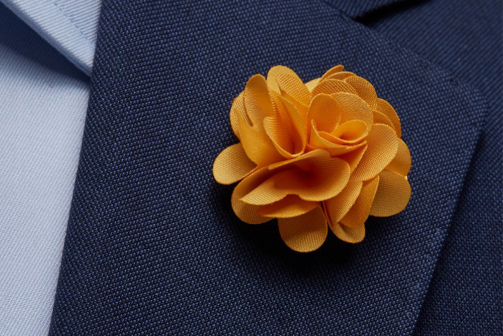 Should You Really Wear A Lapel Flower