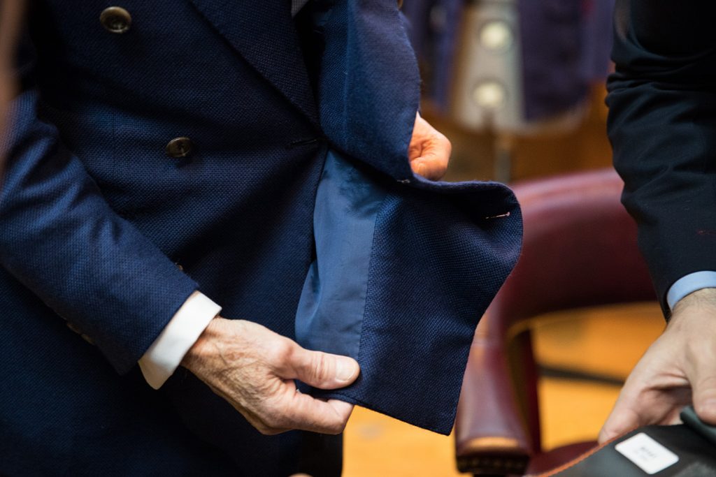 what-jacket-lining-with-navy-blue-suit-for-men
