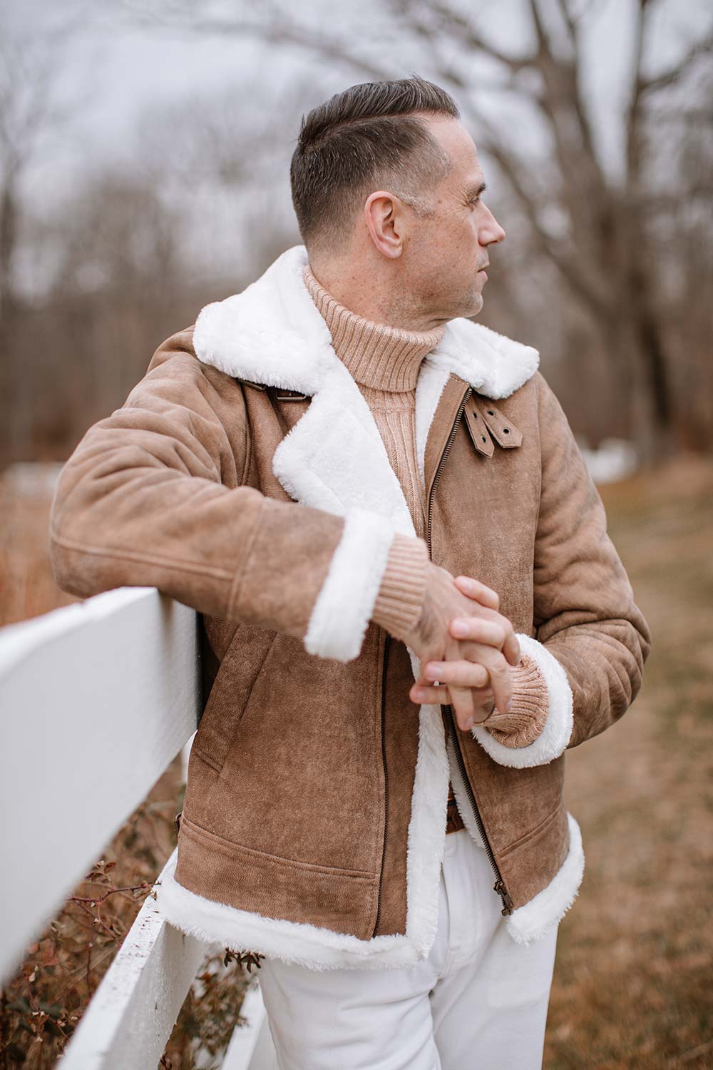 Tan Fur Coat with Turtleneck Cold Weather Outfits For Men (3 ideas