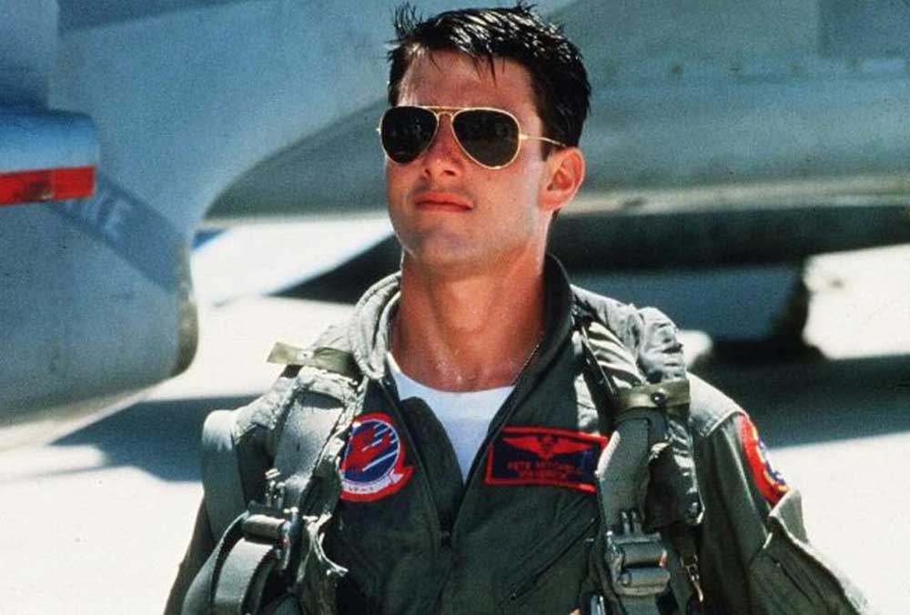 Tom Cruise wearing Ray-Ban Aviator sunglasses as Maverick in Top Gun