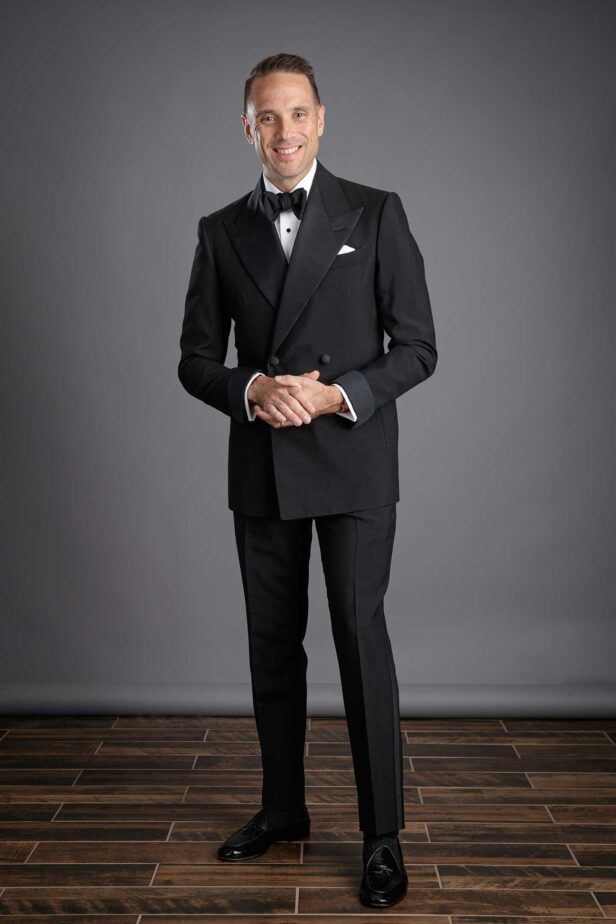 Double-breasted tuxedo for wedding with patent loafers